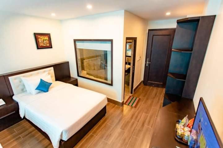 Maris Boutique Hotel Ha Long Exterior photo